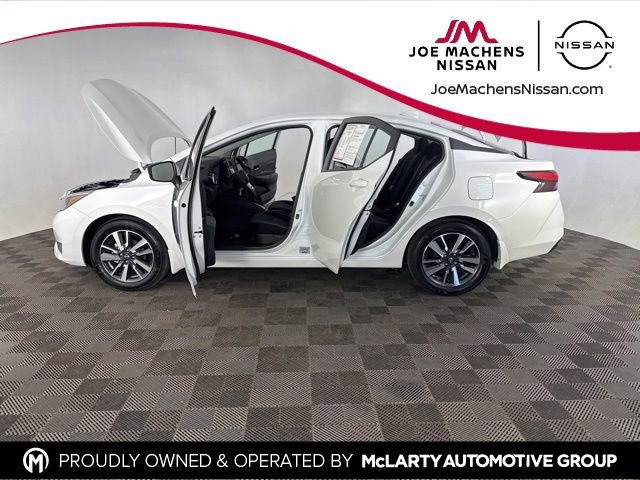 Certified 2025 Nissan Versa SV w/ Trunk Package image 9