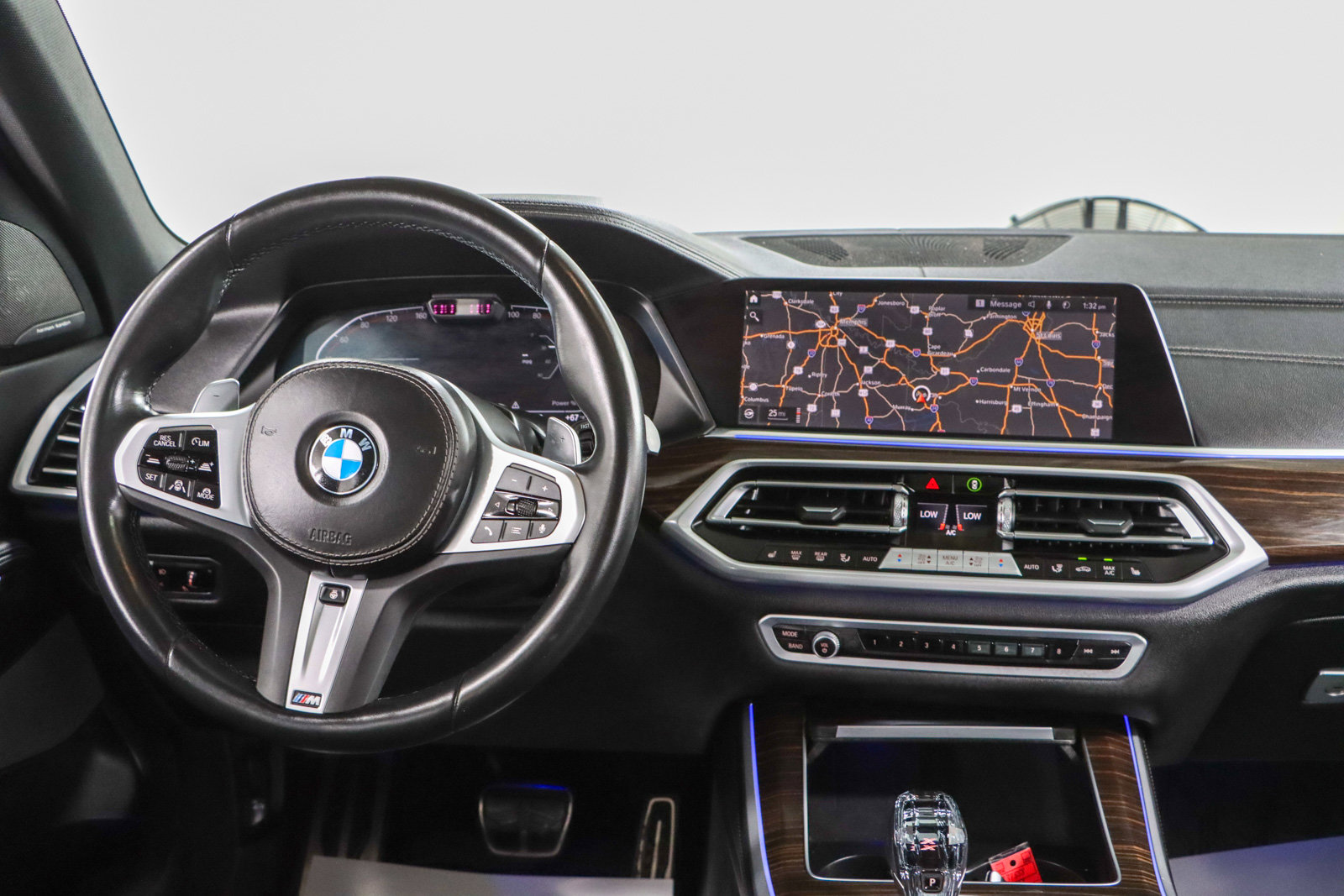 Used 2023 BMW X5 xDrive40i w/ Executive Package AWD/4WD image 17