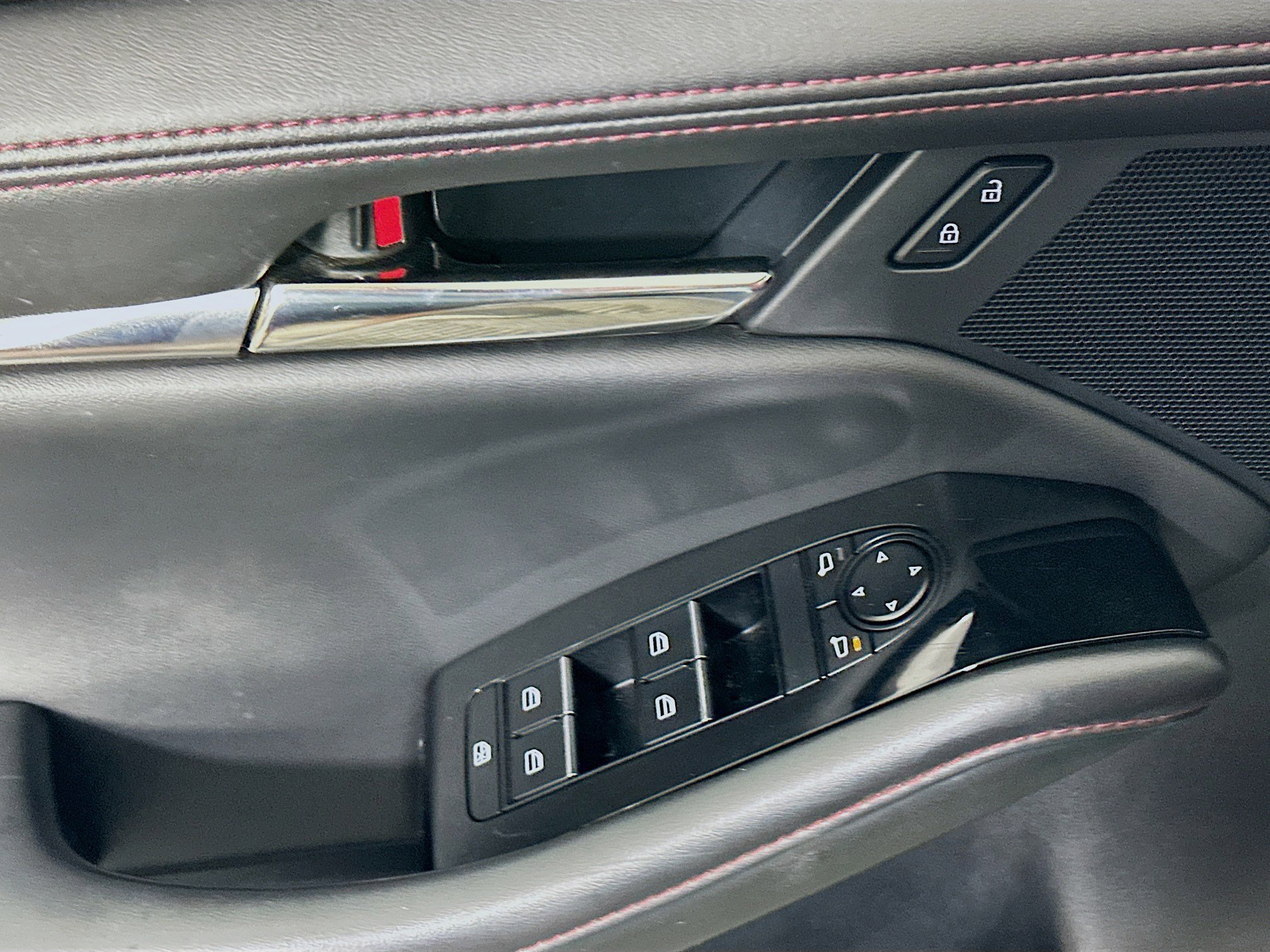 Used 2024 MAZDA MAZDA3 s image 15