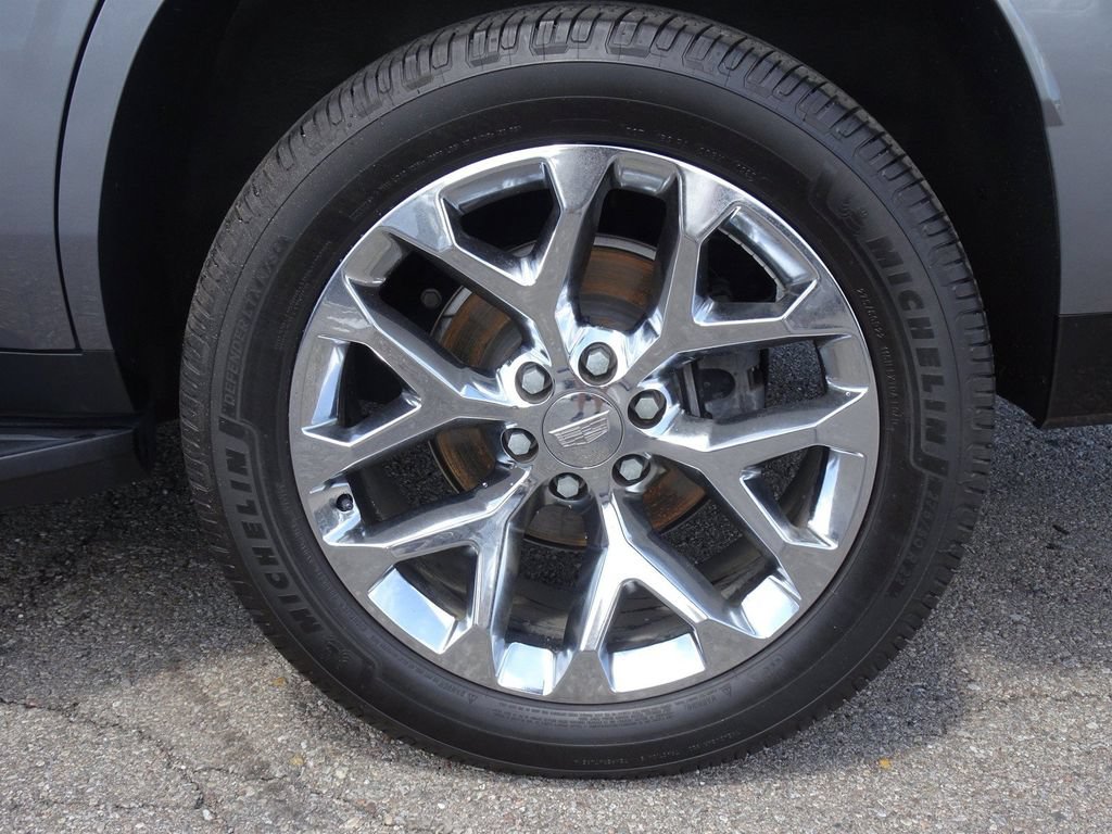 Used 2021 Cadillac Escalade Premium Luxury AWD/4WD image 27