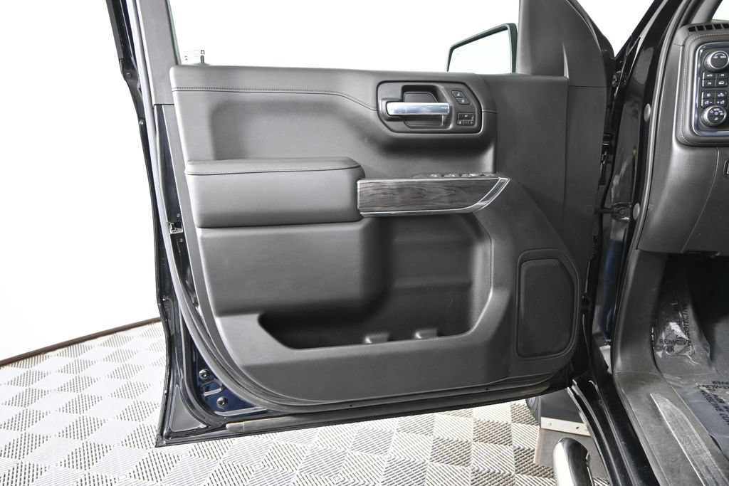 Used 2021 Chevrolet Silverado 1500 LTZ w/ Safety Package II AWD/4WD image 19