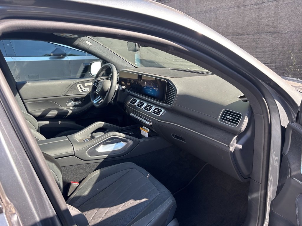 Used 2025 Mercedes-Benz GLE 53 AMG 4MATIC Coupe image 10