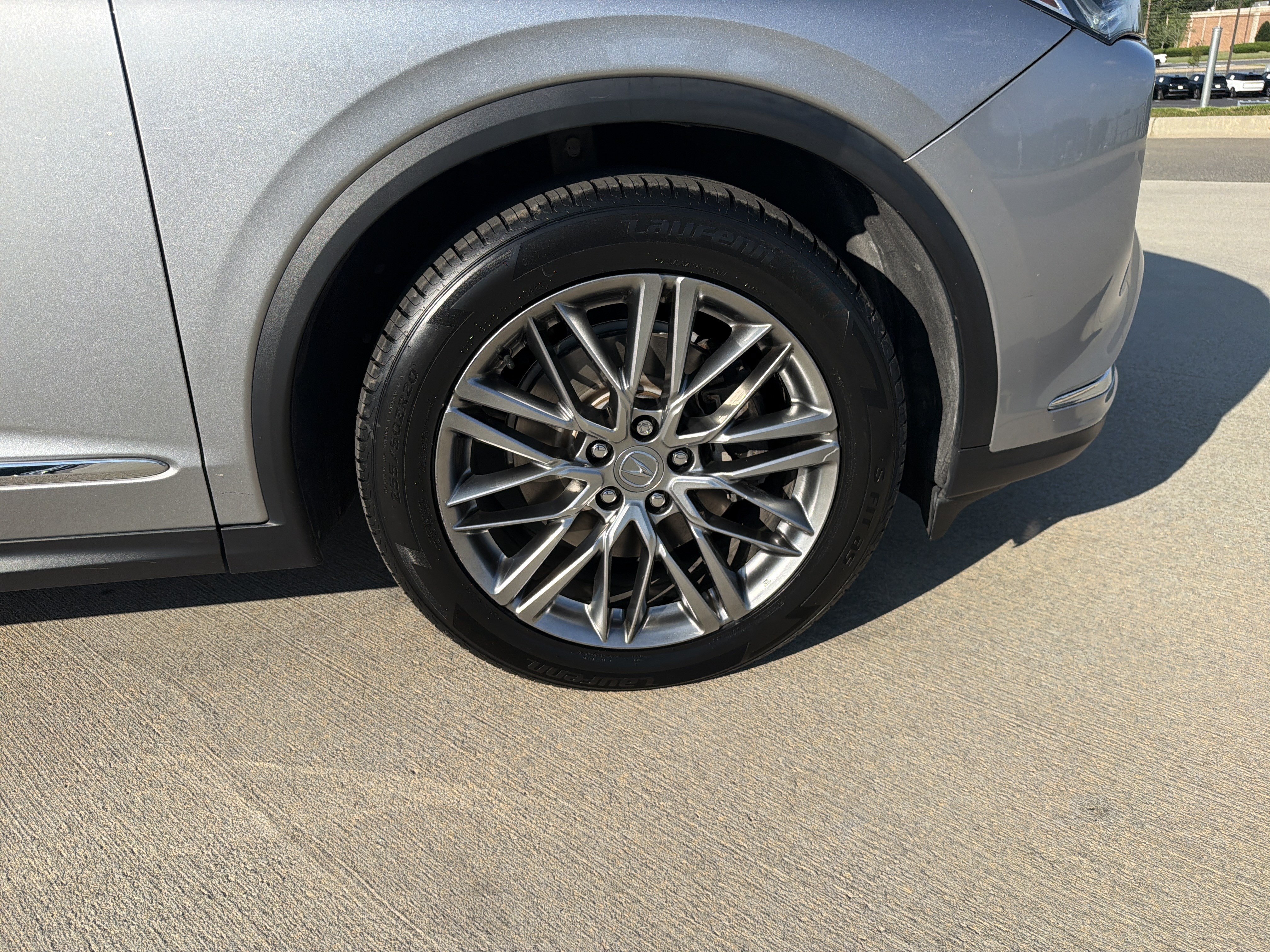 Used 2024 Acura MDX SH-AWD w/ Advance Package image 12