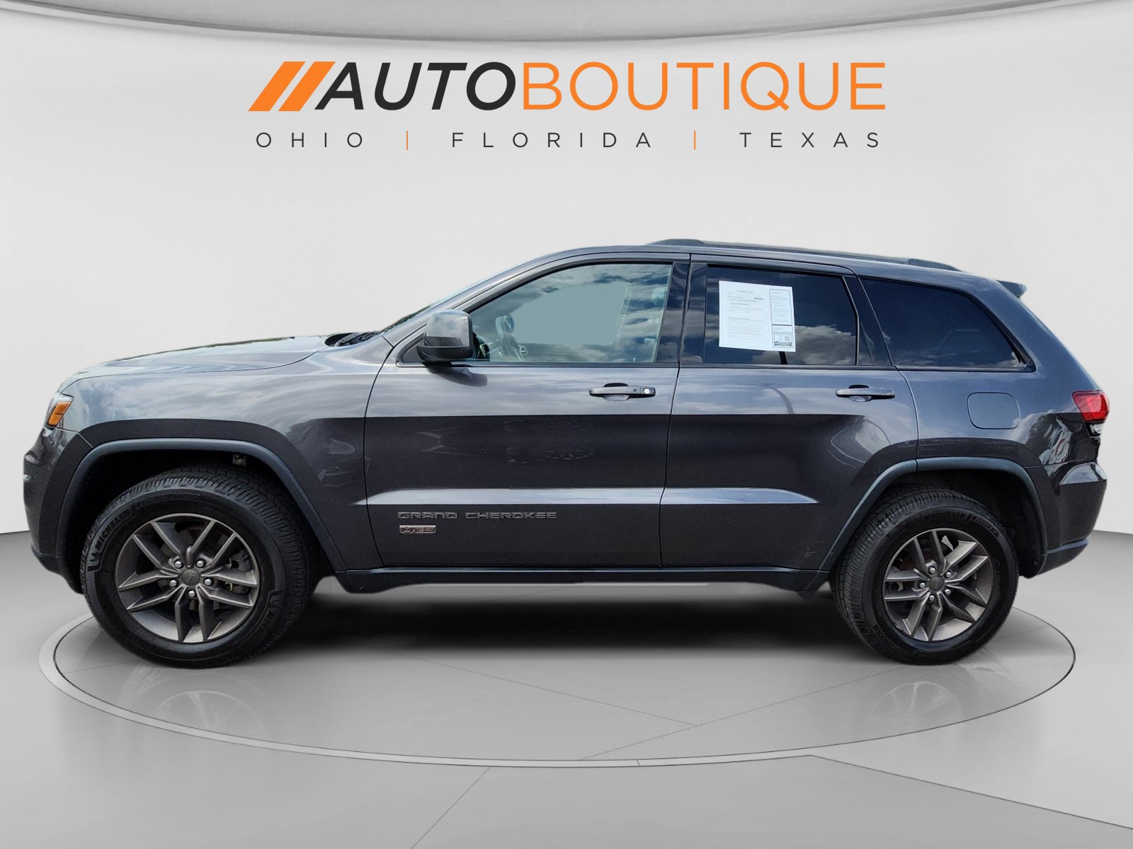 Used 2016 Jeep Grand Cherokee Laredo 75th Anniversary AWD/4WD image 2