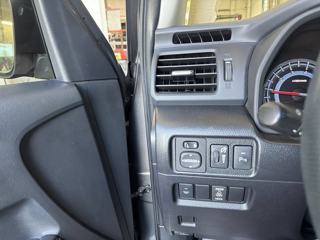 Used 2019 Toyota 4Runner Limited AWD/4WD image 19