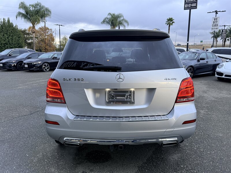 Used 2015 Mercedes-Benz GLK 350 4MATIC image 6
