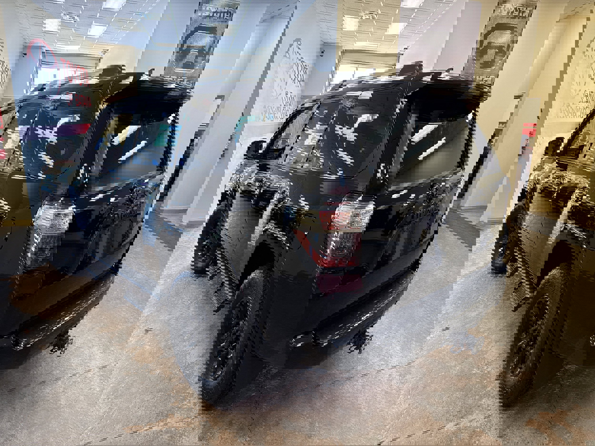 Used 2023 Toyota 4Runner SR5 image 9