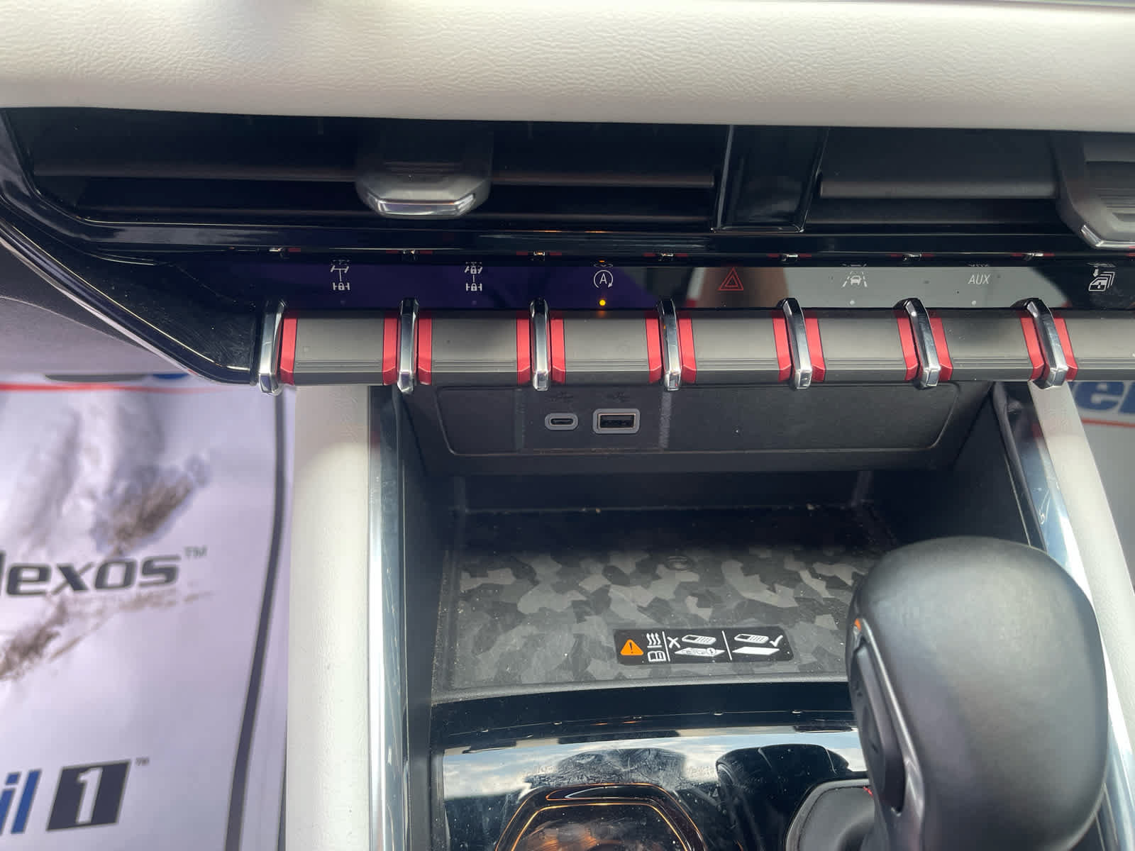 Used 2023 GMC Canyon AT4X AWD/4WD image 19