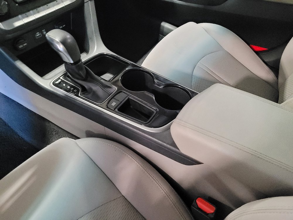 Used 2019 Hyundai Sonata SE FWD image 26