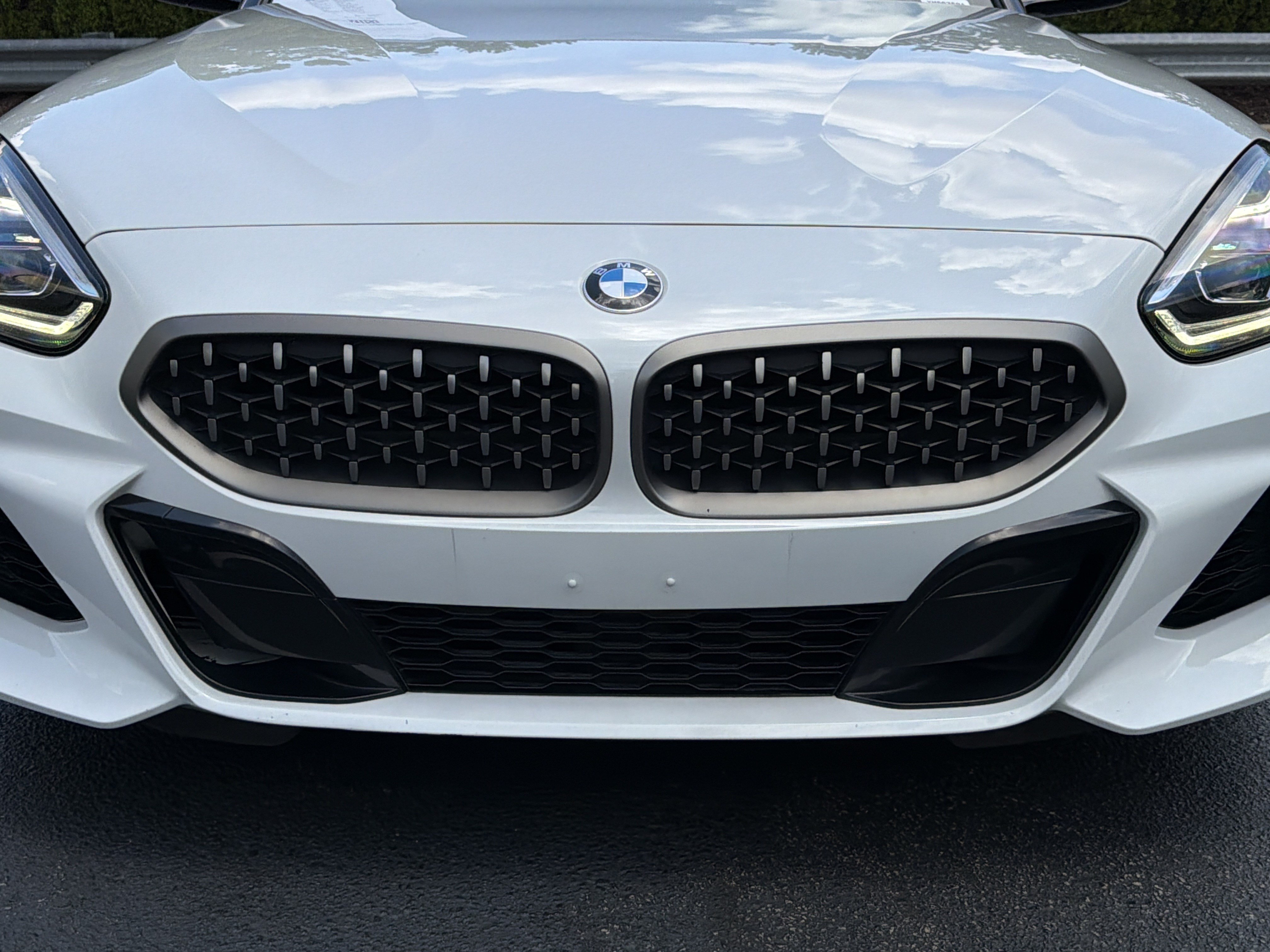 Used 2022 BMW Z4 M40i RWD image 38