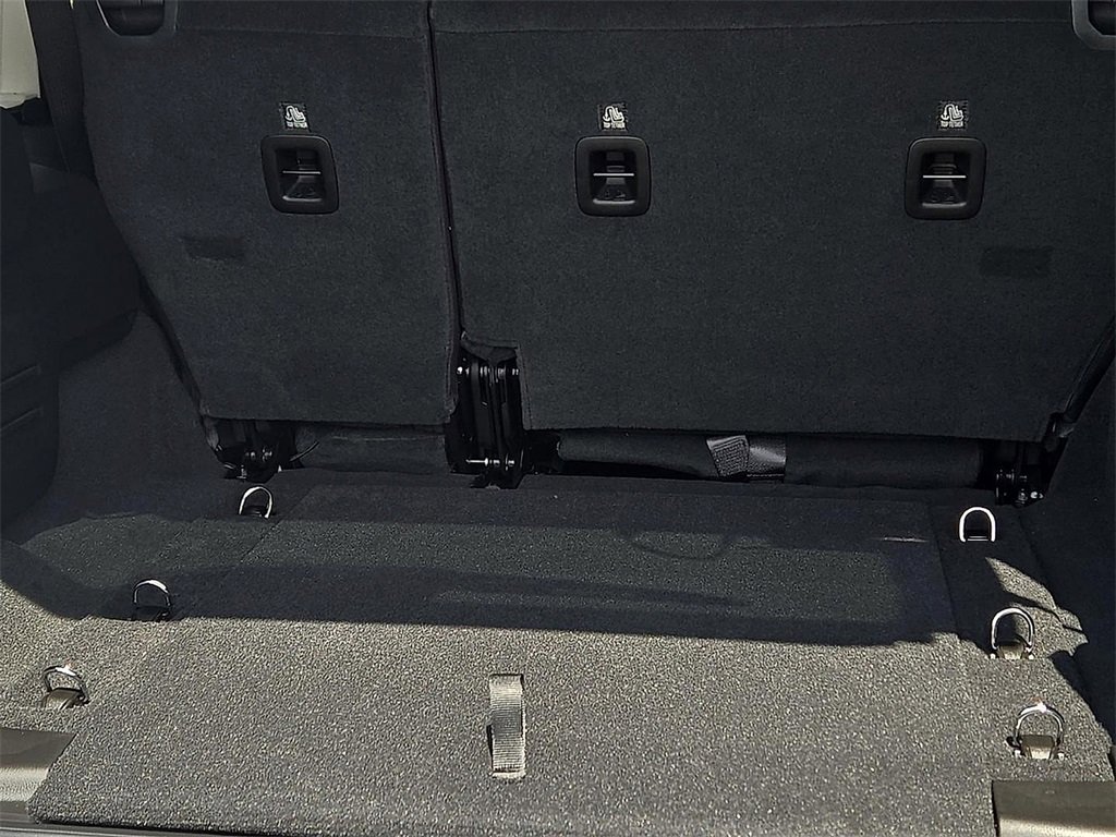 Used 2025 Jeep Wrangler Sport image 8