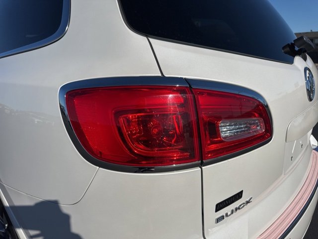 Used 2017 Buick Enclave Leather w/ Enclave Sport Touring Edition image 25