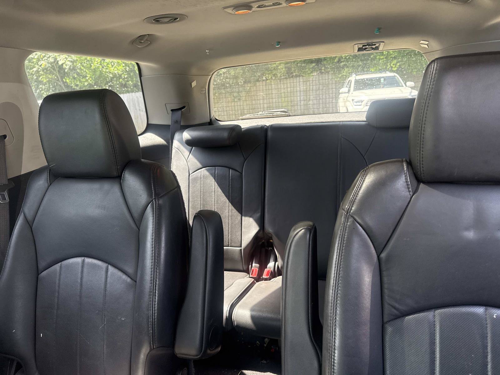 Used 2012 GMC Acadia Denali FWD image 8