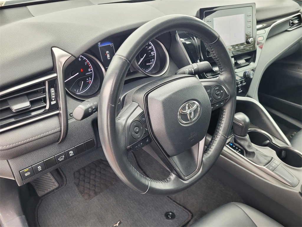 Used 2020 Toyota Camry SE image 25