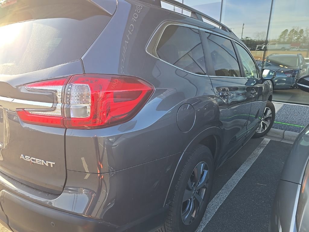Used 2024 Subaru Ascent Premium w/ Convenience Package image 6