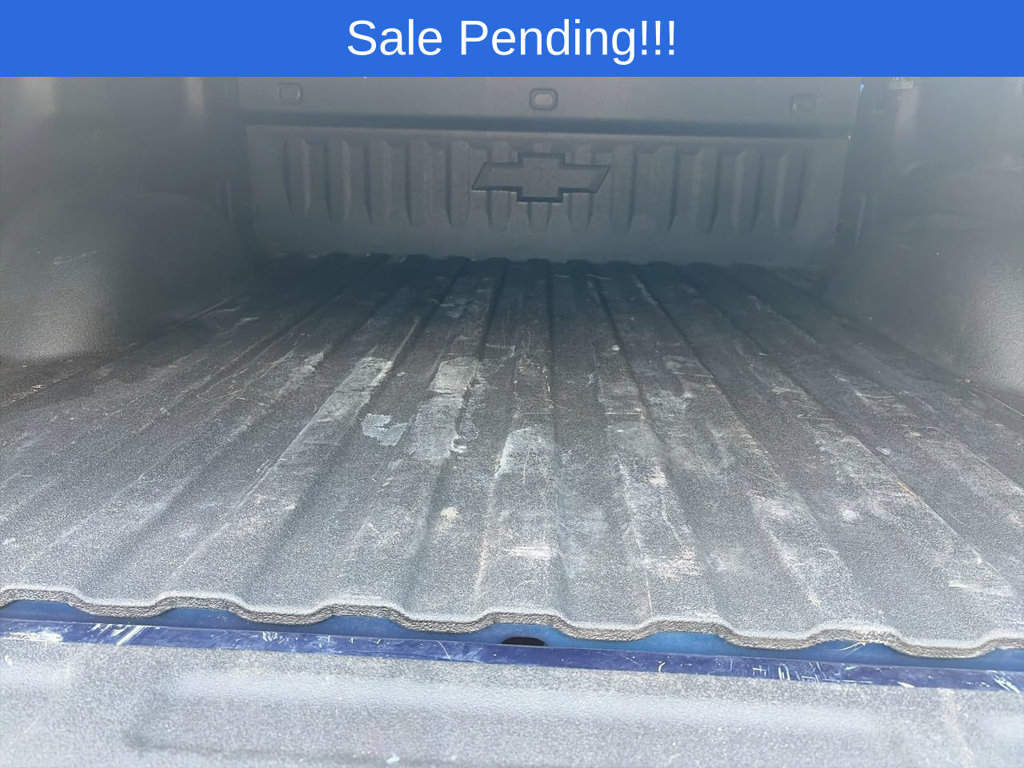 Used 2017 Chevrolet Silverado 1500 LT w/ All Star Edition AWD/4WD image 7
