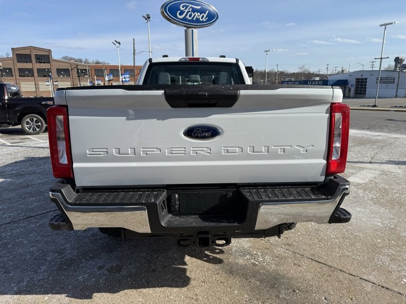 New 2025 Ford F250 XL w/ XL Off-Road Package image 6