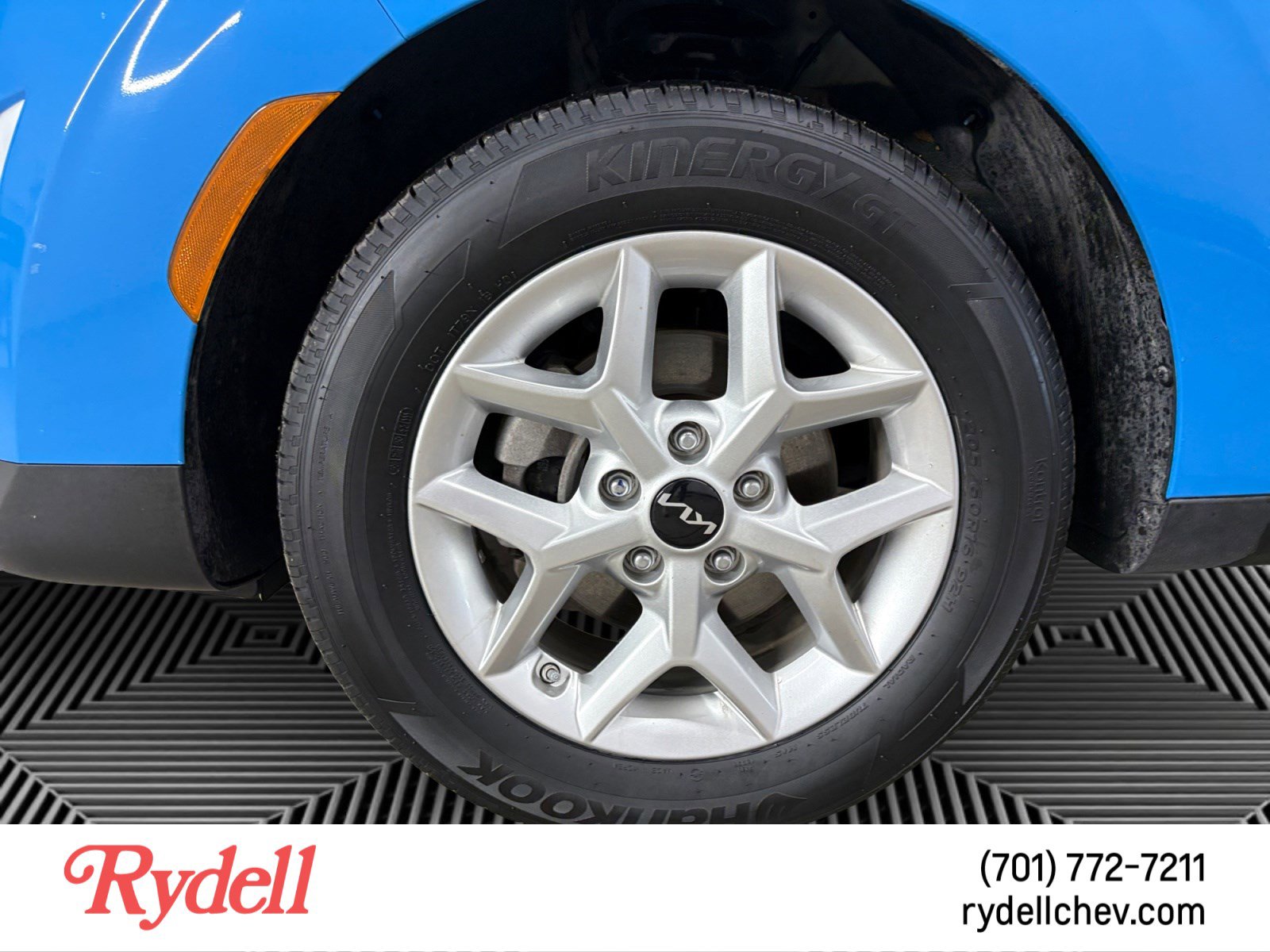 Used 2023 Kia Soul S FWD image 9