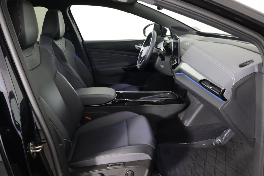 Used 2023 Volkswagen ID.4 S RWD image 18