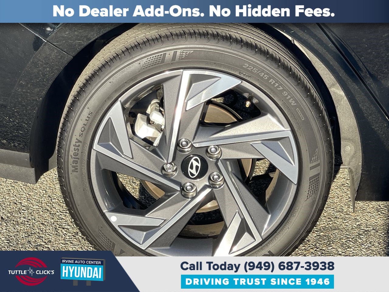 Certified 2025 Hyundai Elantra Sport image 11