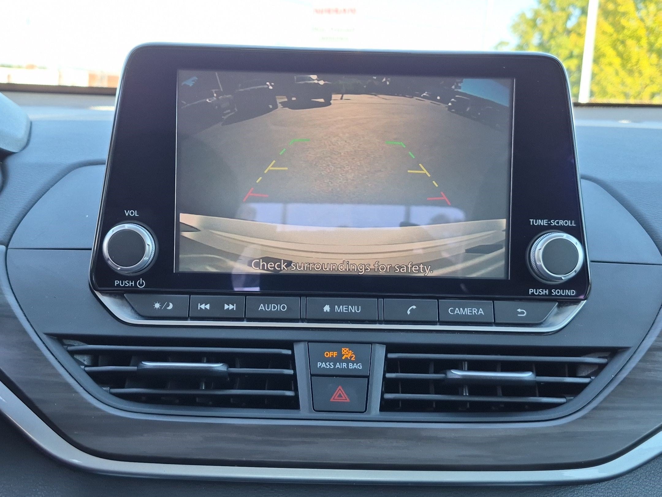 Used 2025 Nissan Altima 2.5 SV FWD image 24