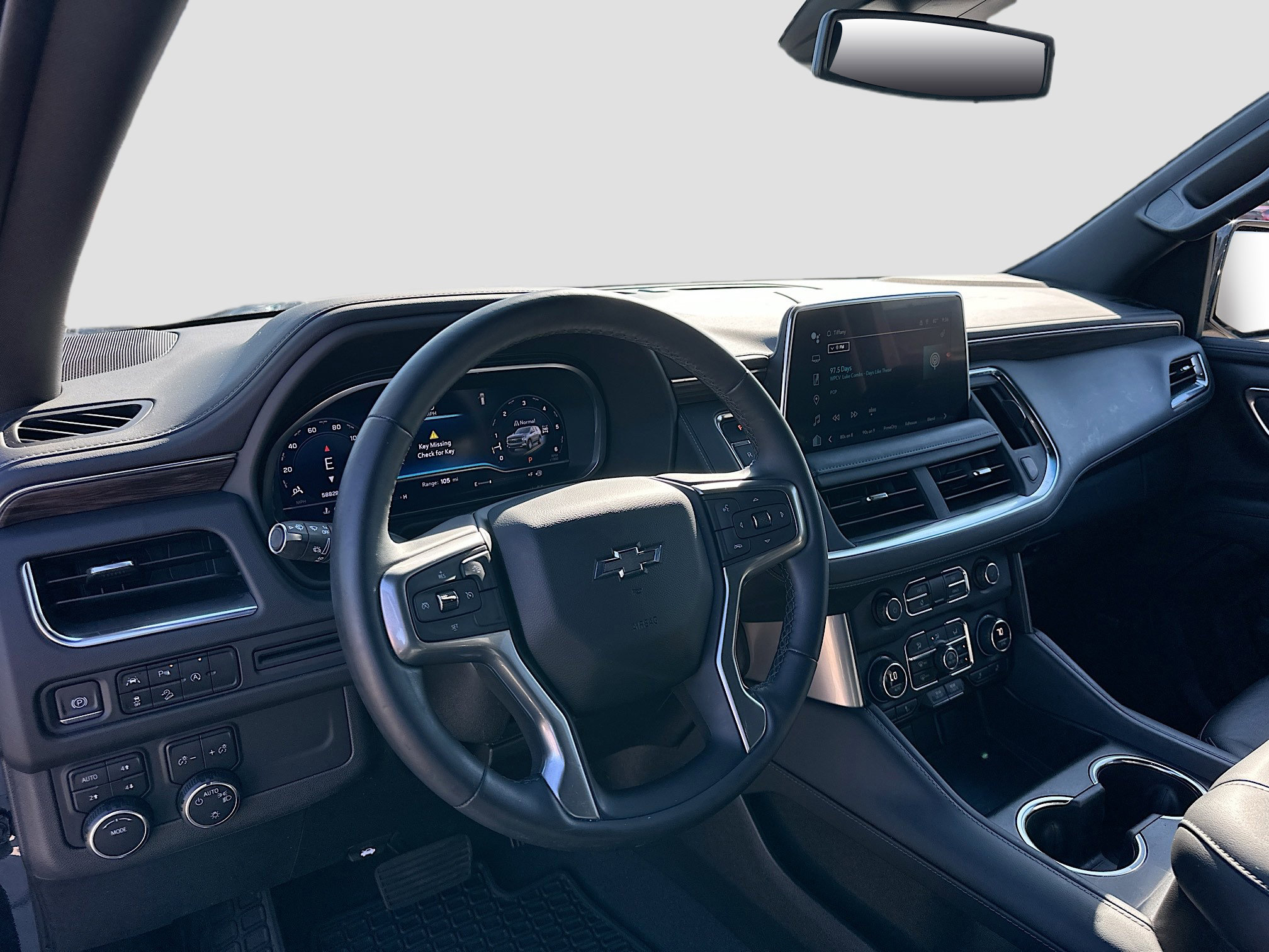 Used 2023 Chevrolet Tahoe Z71 image 9