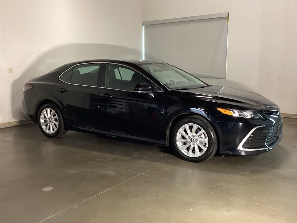 Certified 2024 Toyota Camry LE image 9