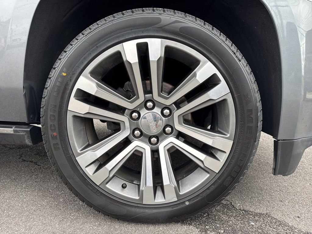 Used 2020 GMC Yukon XL Denali w/ Denali Ultimate Package image 12