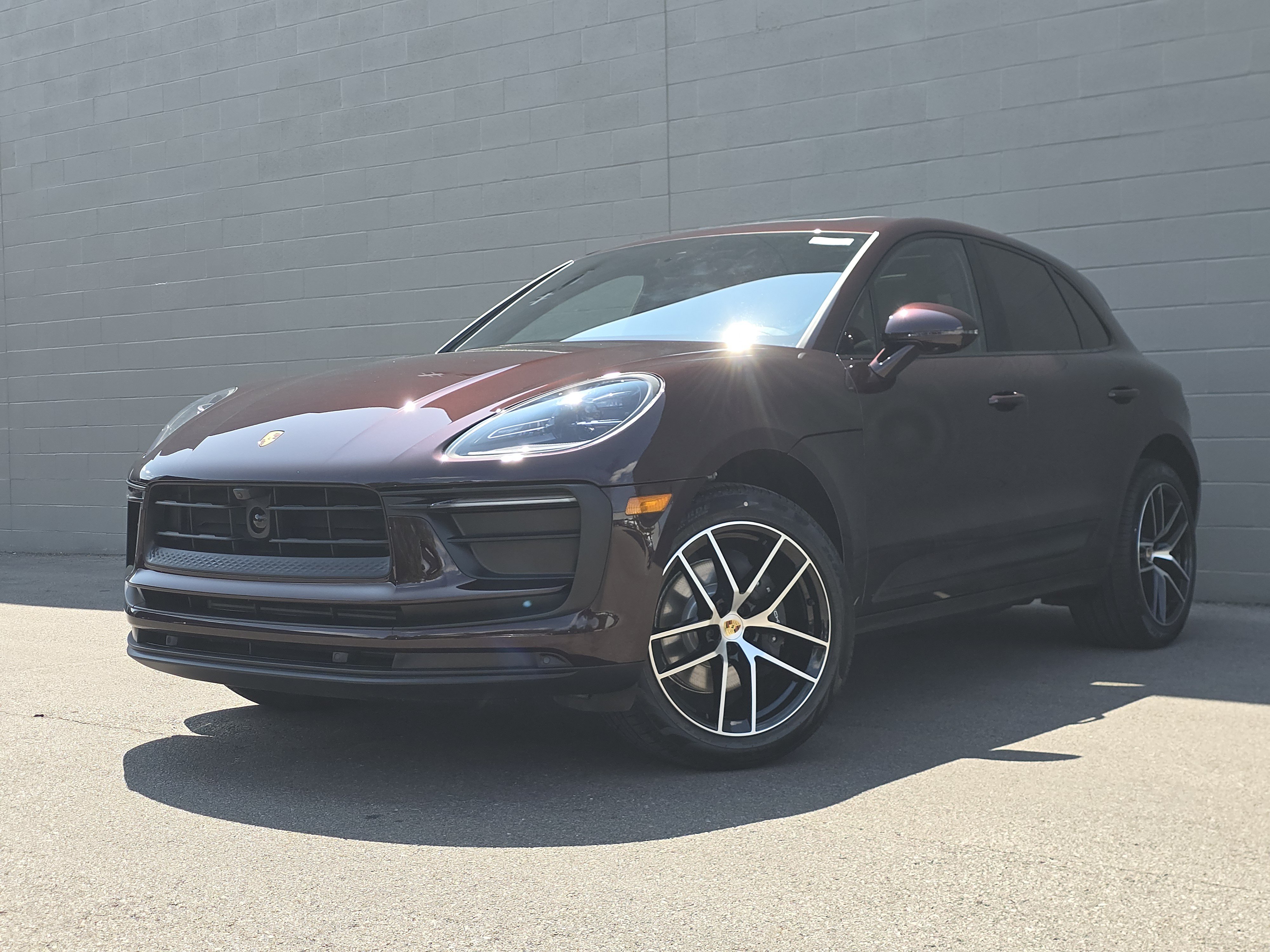 New 2026 Porsche Macan AWD/4WD video 1