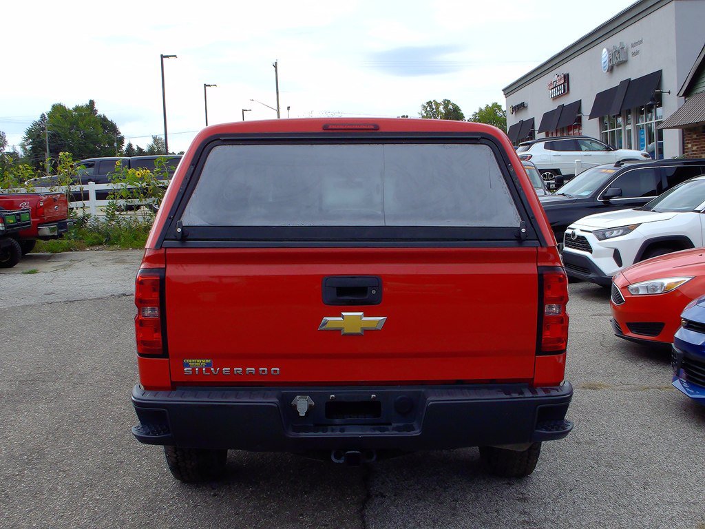 Used 2017 Chevrolet Silverado 1500 W/T w/ Trailering Package RWD image 3