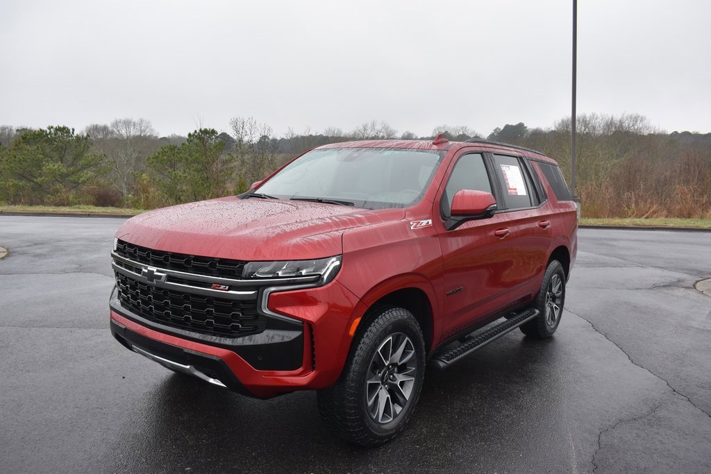 Used 2021 Chevrolet Tahoe Z71 w/ Luxury Package image 2