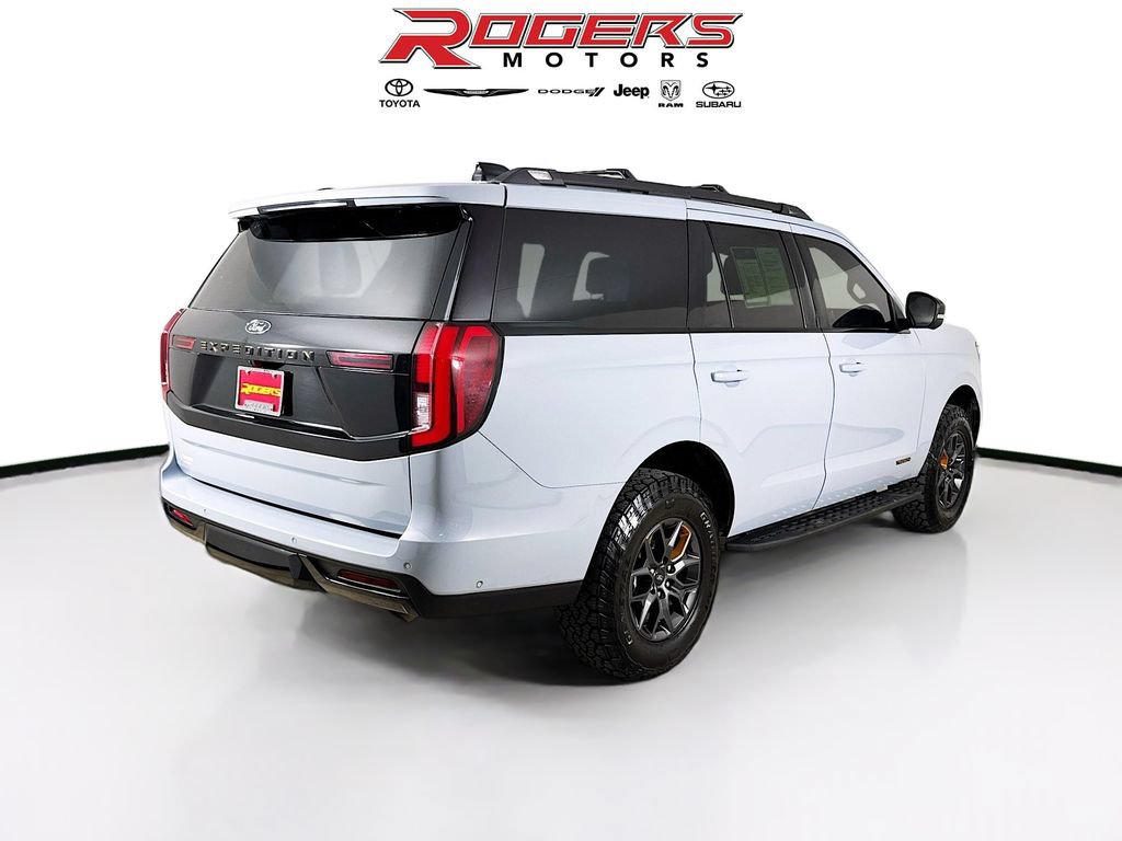 Used 2025 Ford Expedition Tremor AWD/4WD image 13