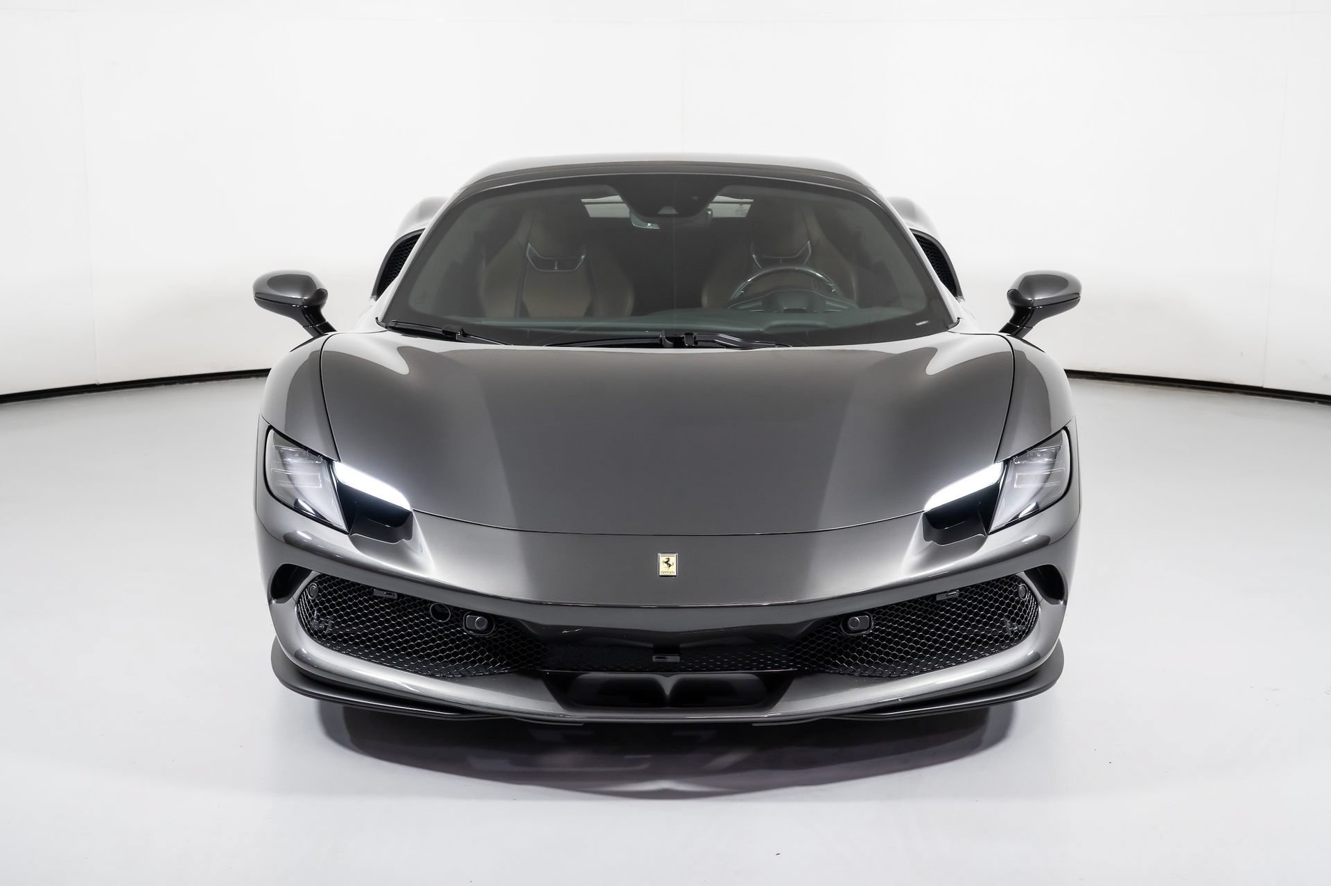 Used 2023 Ferrari 296 GTS RWD image 7