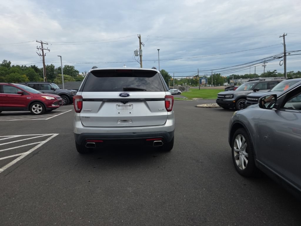 Used 2017 Ford Explorer Sport w/ Equipment Group 401A AWD/4WD image 6