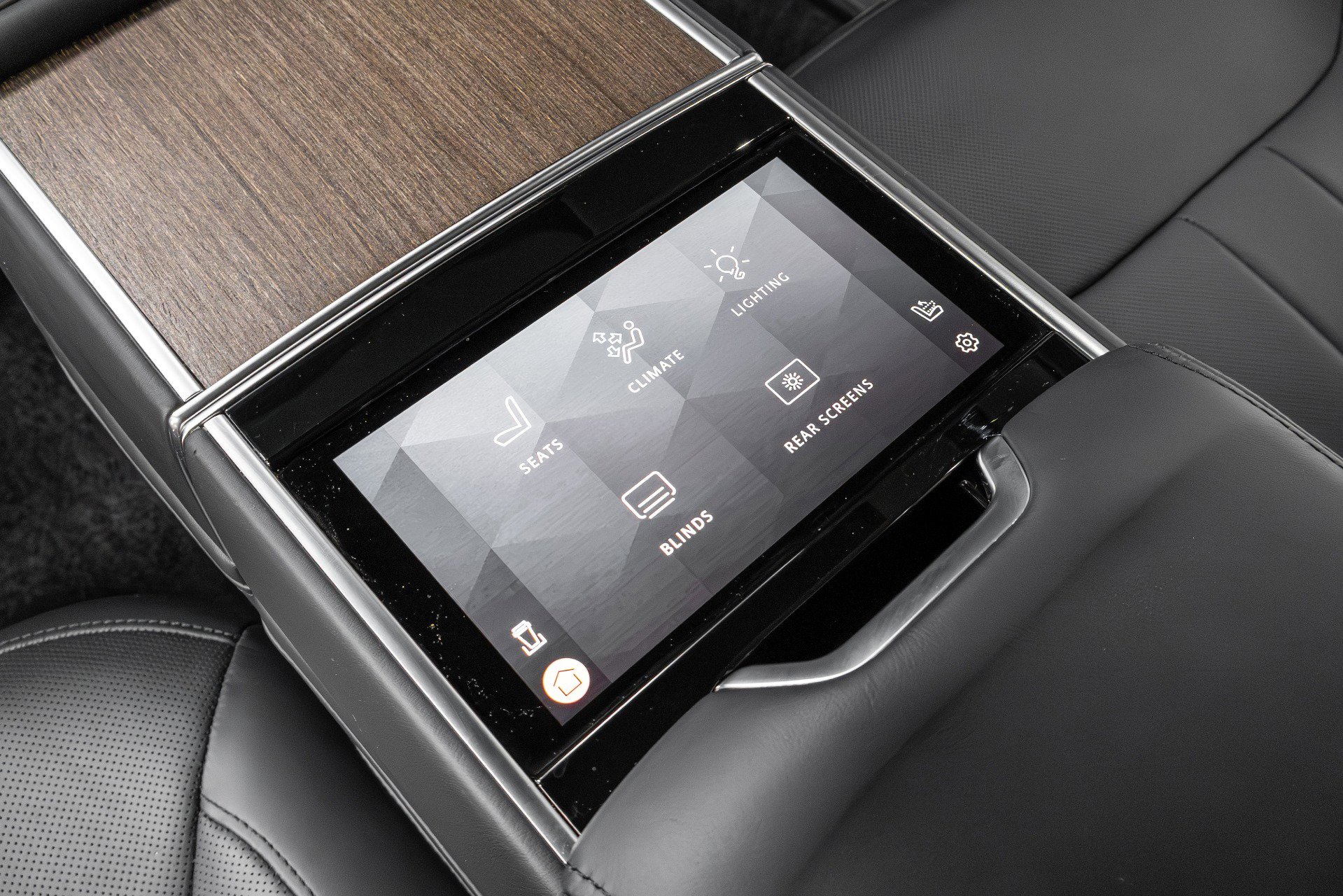 Used 2023 Land Rover Range Rover Long Wheelbase Autobiography image 64