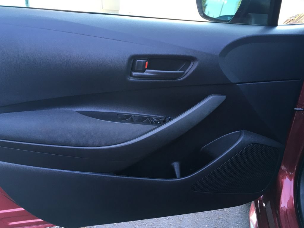 Used 2024 Toyota Corolla LE FWD image 18