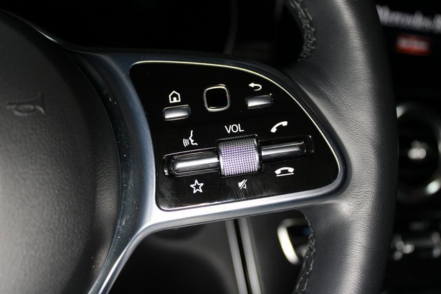 Used 2023 Mercedes-Benz GLC 300 GLC 300 Coupe image 20