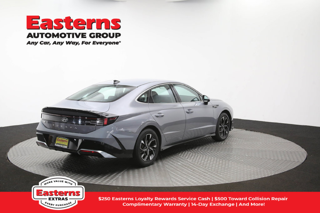 Used 2024 Hyundai Sonata SEL FWD image 45