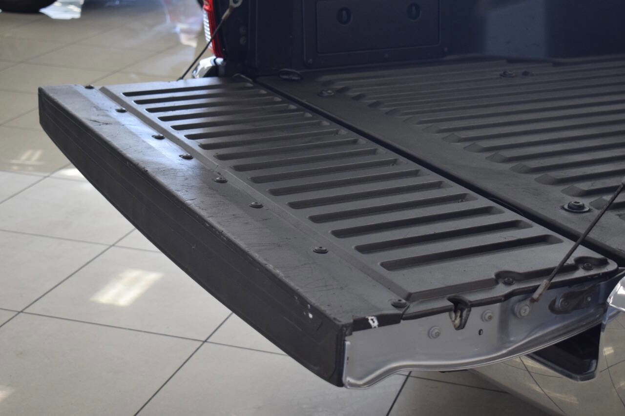 Used 2017 Toyota Tacoma TRD Off-Road image 38