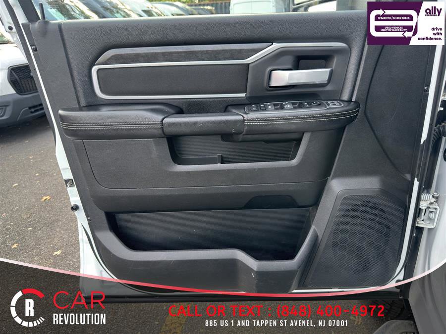 Used 2024 RAM 2500 Big Horn AWD/4WD image 40
