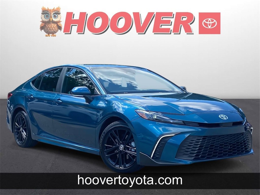 Used 2025 Toyota Camry SE w/ Convenience Package