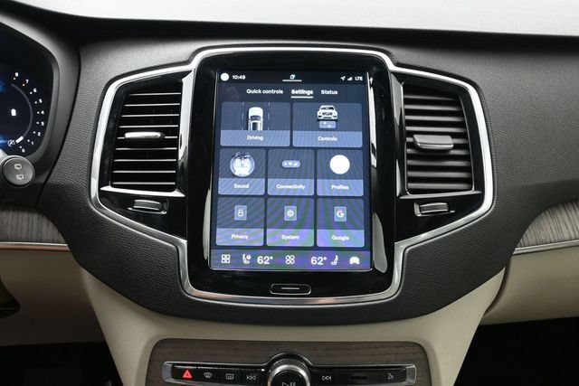 Used 2023 Volvo XC90 B6 Plus w/ Protection Package Premier AWD/4WD image 16