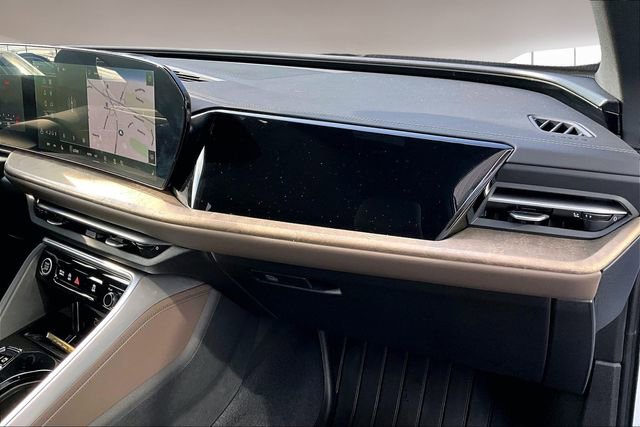 Used 2025 Audi Q5 Premium w/ Convenience Package image 26