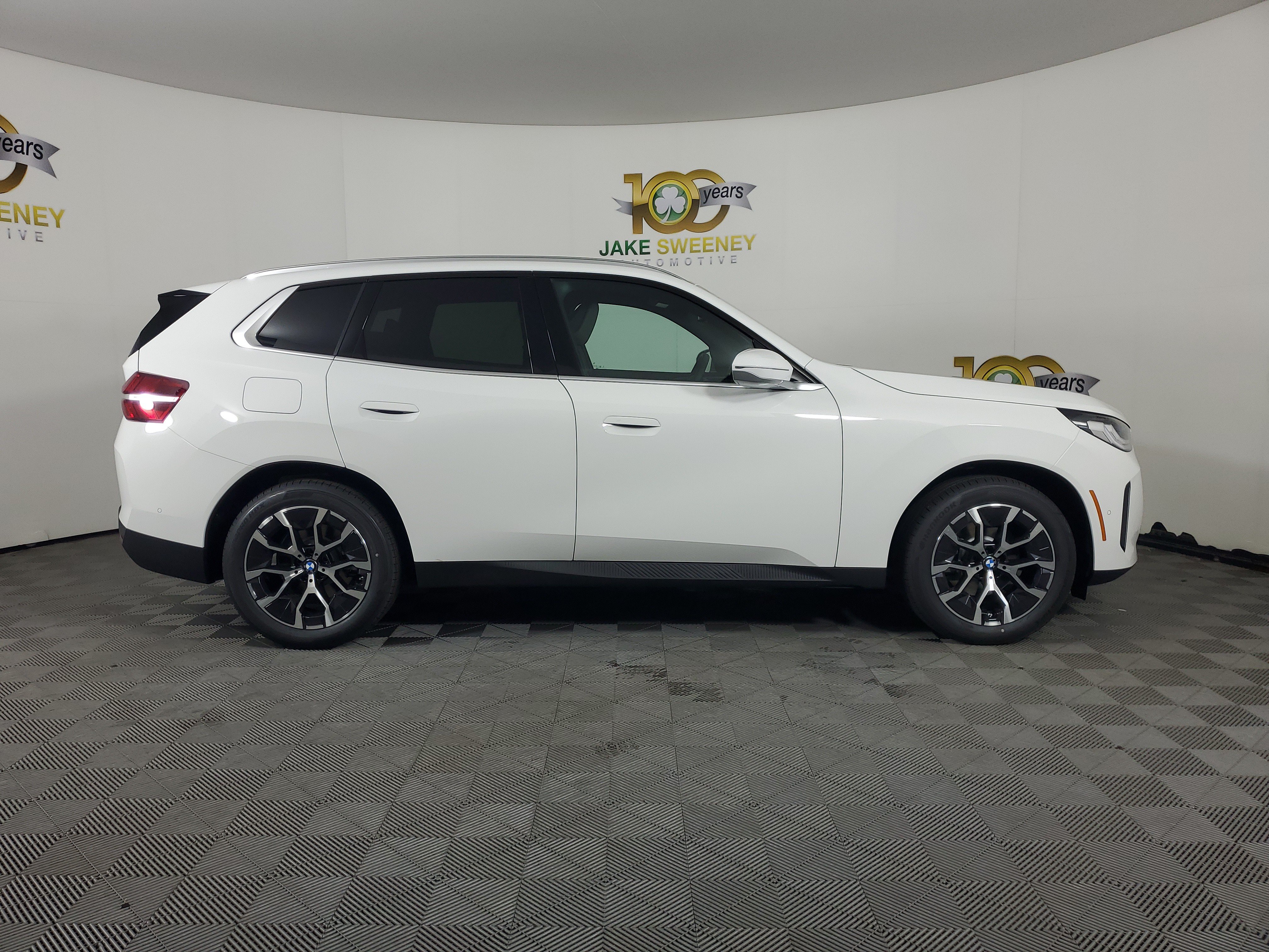 Used 2026 BMW X3 xDrive30i w/ Convenience Package AWD/4WD image 8