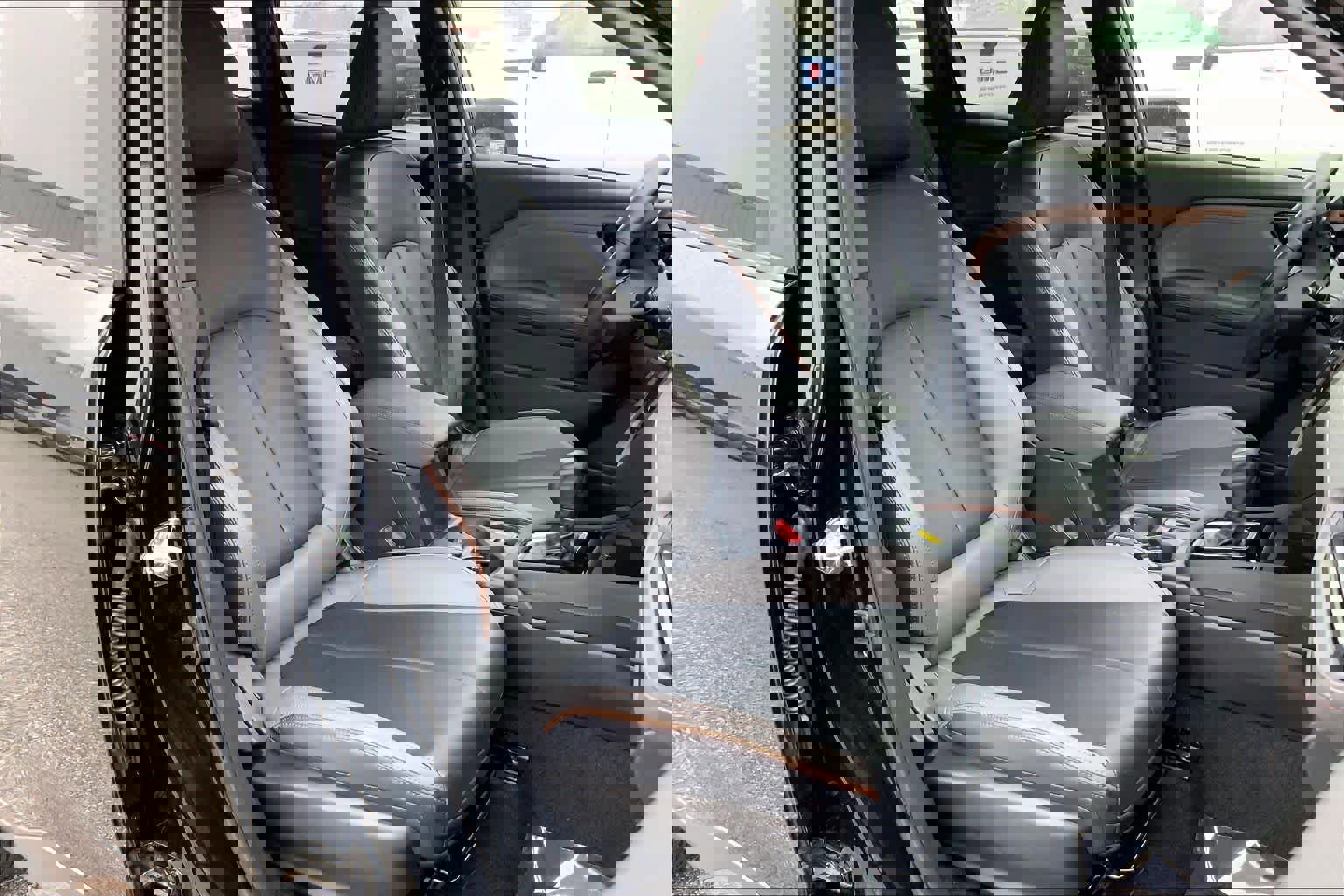 Used 2025 Subaru Forester Sport w/ Popular Package #1 image 9