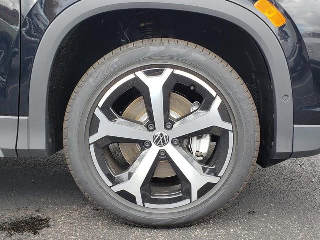 New 2026 Volkswagen Tiguan SE image 12