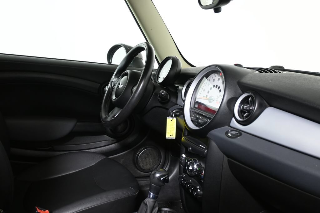Used 2012 MINI Cooper Hardtop FWD image 8