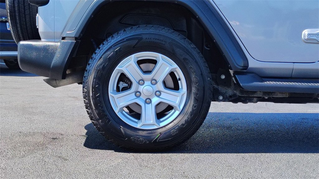 Used 2018 Jeep Wrangler Unlimited Sport S image 30