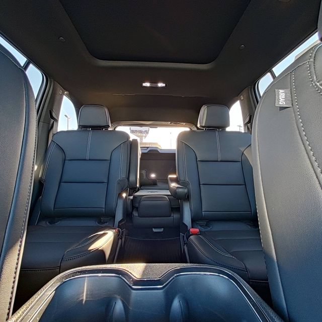 New 2026 GMC Acadia Elevation w/ Elevation Premium Package FWD image 34