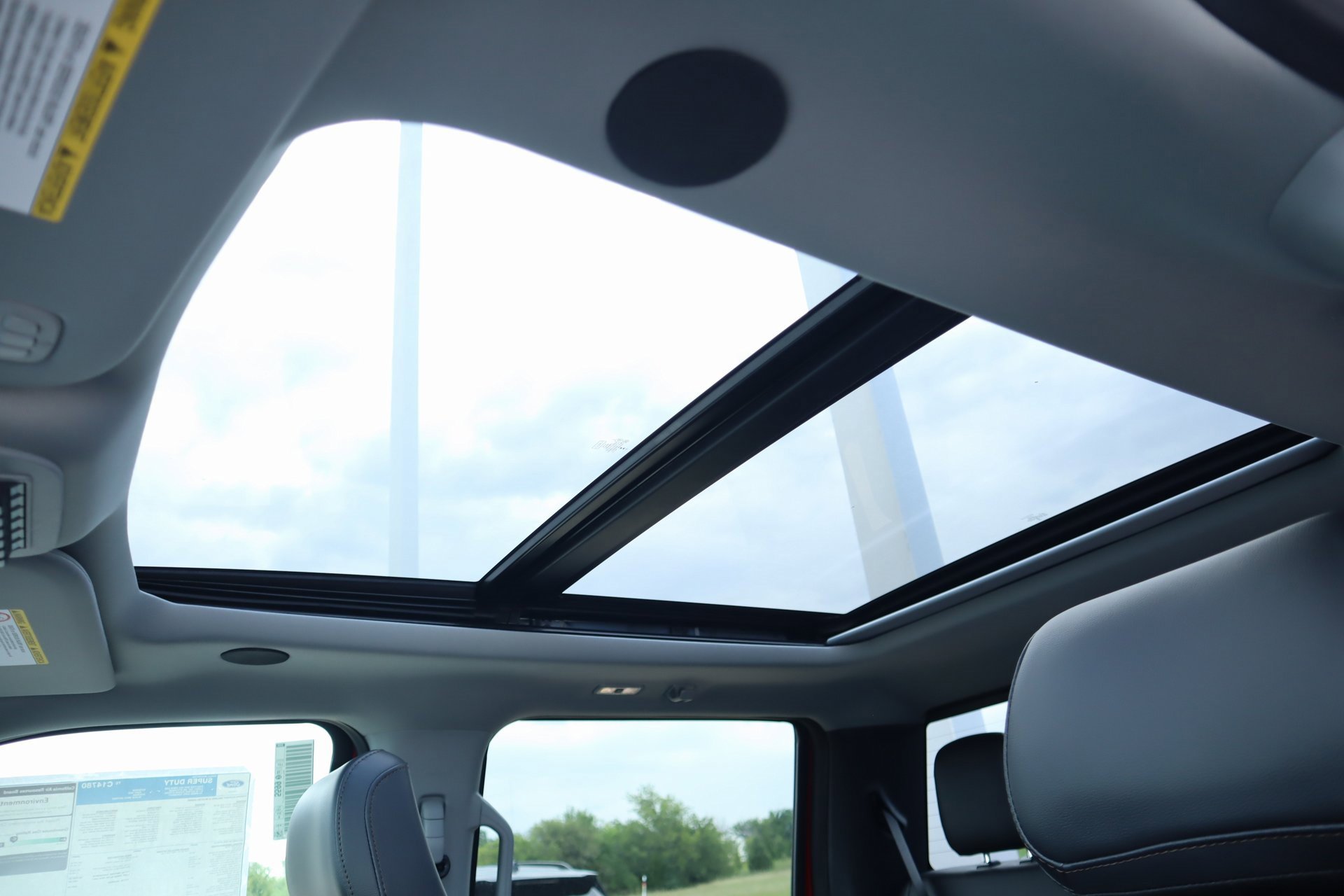 New 2026 Ford F250 Lariat w/ Black Appearance Package image 17